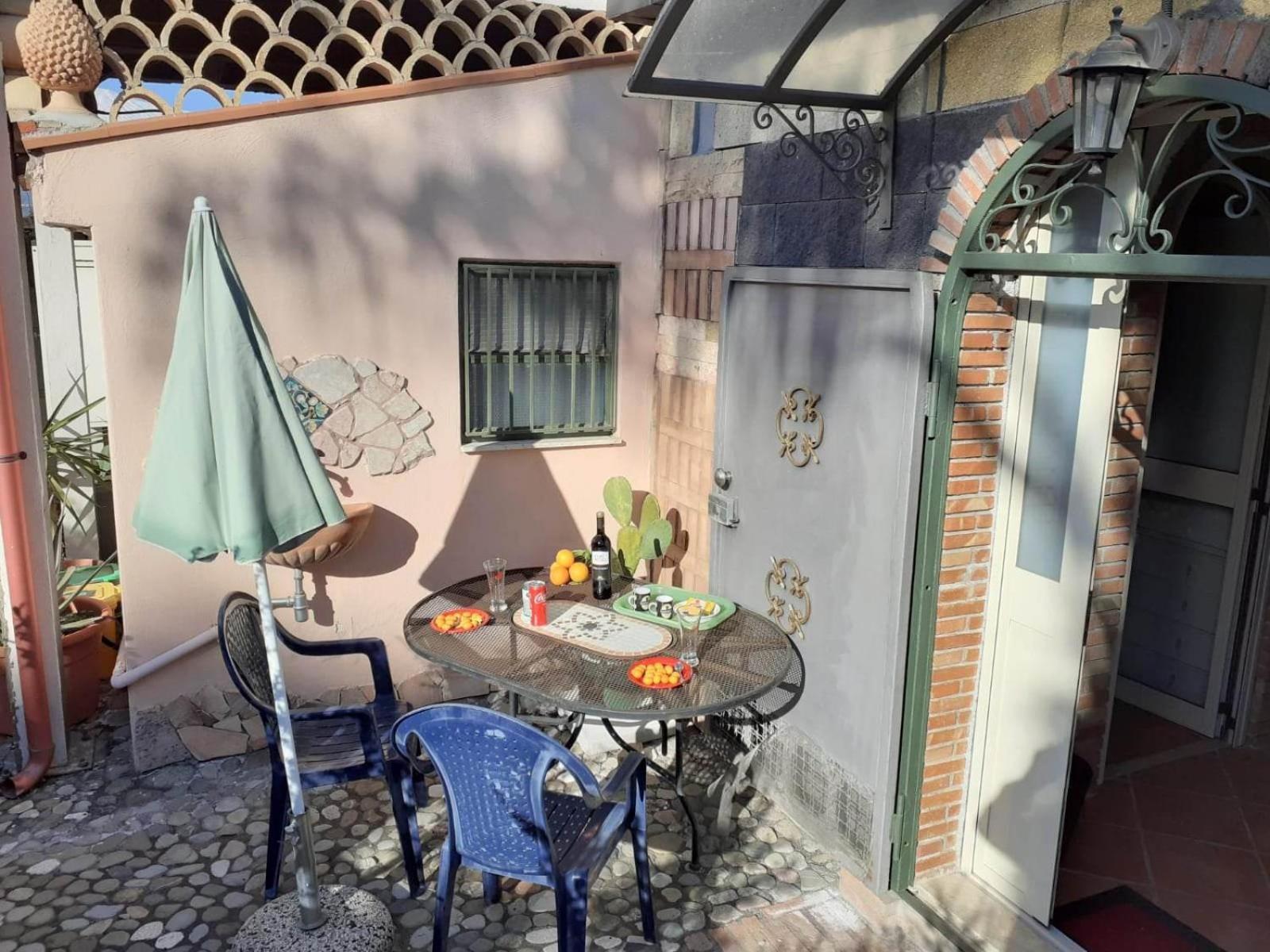 Holiday Maison Villa Arci Giardini-Naxos Buitenkant foto